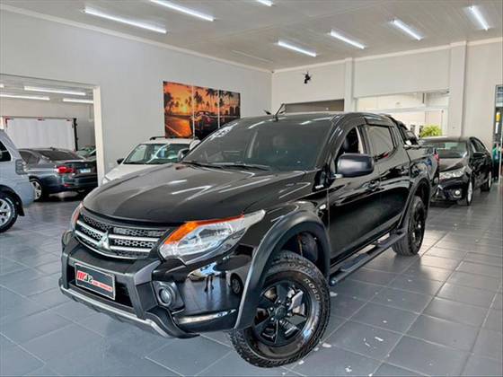 MITSUBISHI L200 TRITON 2.4 16V TURBO DIESEL OUTDOOR GLS CD 4X4 AUTOMÁTICO